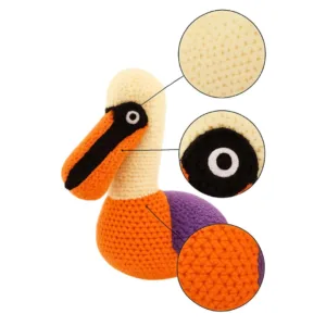 peluche a forma di pellicano per cani