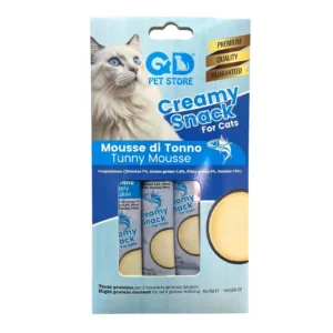Mousse cremosa al tonno per gatti servita direttamente dallo stick